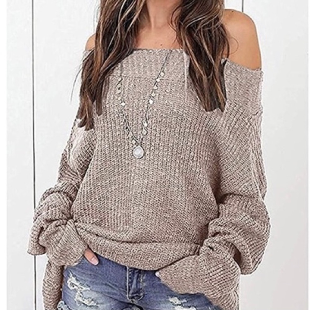aWomen's Off Shoulder Oversized Khaki Sweater